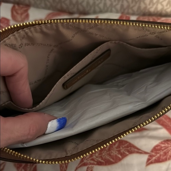 3 Michael Kors Brown and Cream bags - Picture 10 of 15